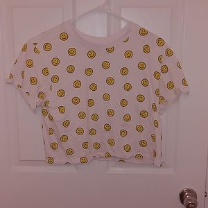 Smiley Face Short Sleeve Cropped T-shirt